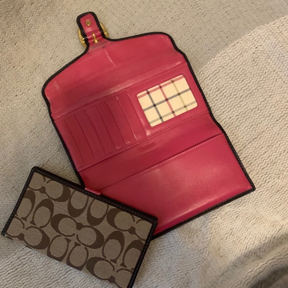 Coach Wallet - Picture 2 of 2